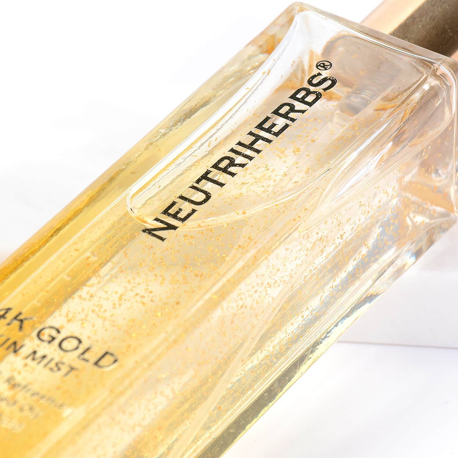 24K Gold Hydrating Spray For Instantly Nourishing And Revitalizing Skin