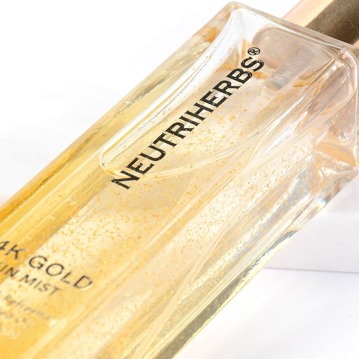 24K Gold Hydrating Spray For Instantly Nourishing And Revitalizing Skin